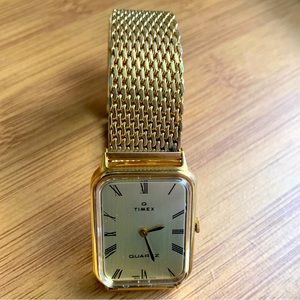 Vintage Timex gold mesh stainless steel watch